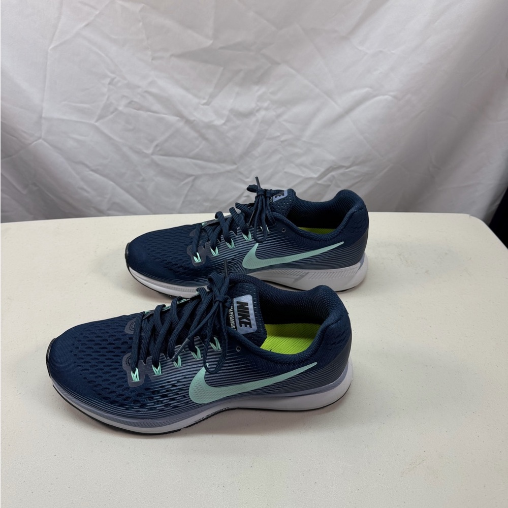 Nike Air Zoom Pegasus 34 Running Shoes Women’s Size 10 Blue